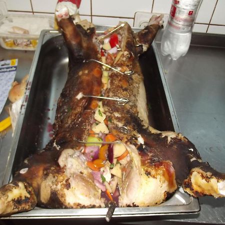 Pensiunea Casa Zmeilor Dragus Luaran gambar